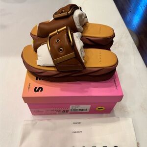 new in box 4CCCCees Mellow glow in Oak size 40